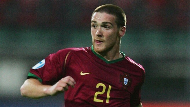 El Málaga contrata a Antunes